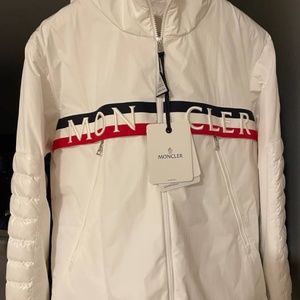 Moncler Olargues White Down Jacket Size 3